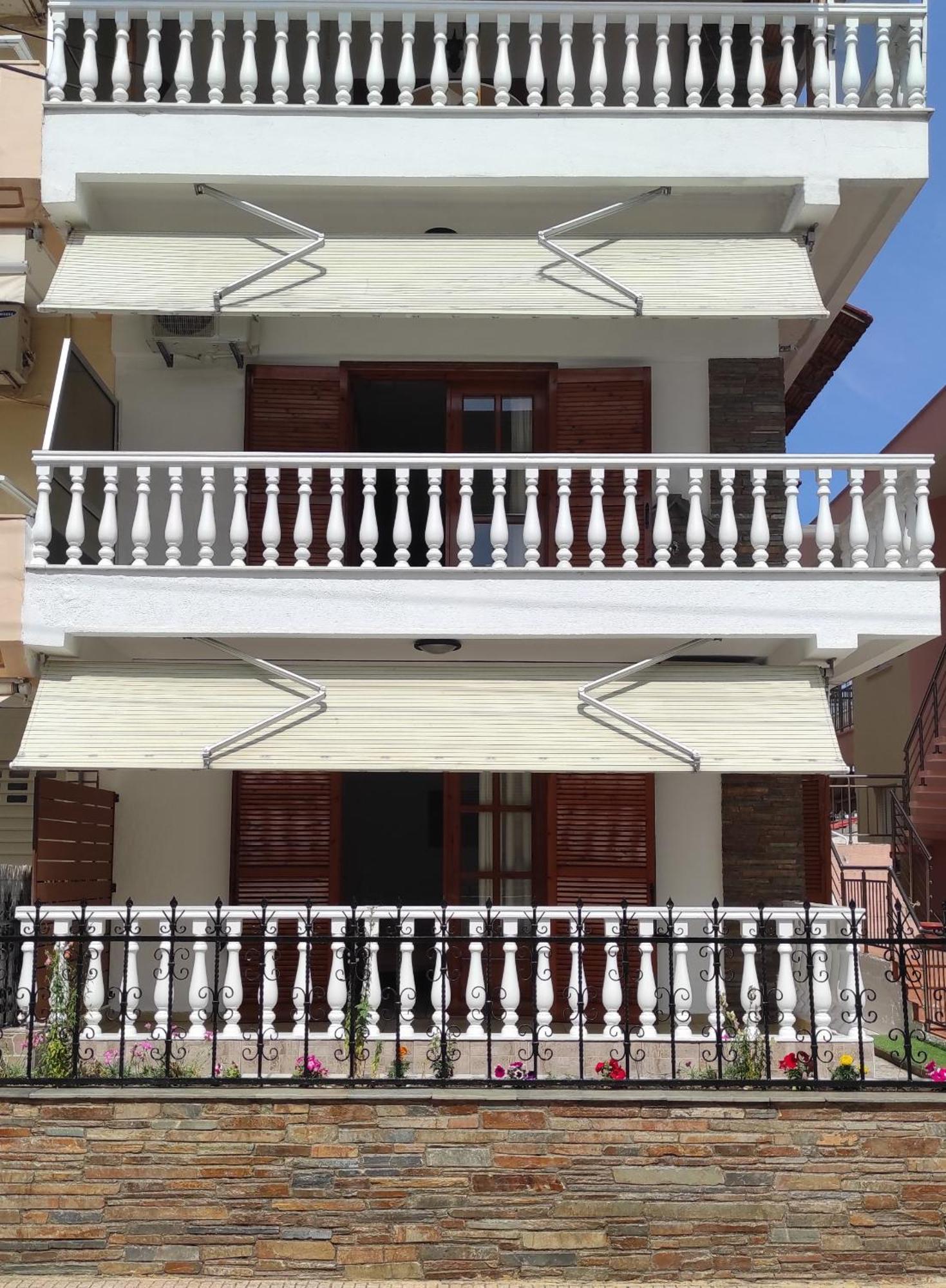 Apartments Bella Casa ปาราเลียกาเตอรีนิส ภายนอก รูปภาพ